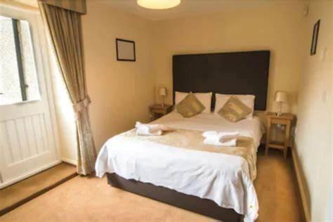 Cambrian Inn Tredegar Екстериор снимка
